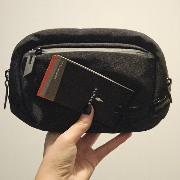 Alpaka Go Sling Nano - Picture 2 of 13